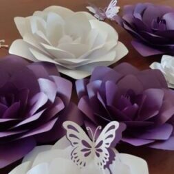Papierblumen lila