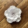 Papierblume in weiss